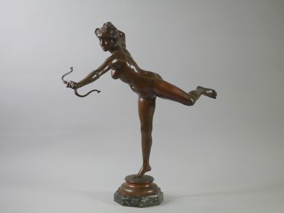 null Alexandre FALGUIERE (1831-1900)

"Diane chasseresse" 

Epreuve en bronze à patine...