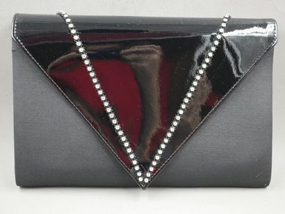 null JEAN LOUIS SCHERRER - Two clutches in black fabric, varnish and rhinestones...