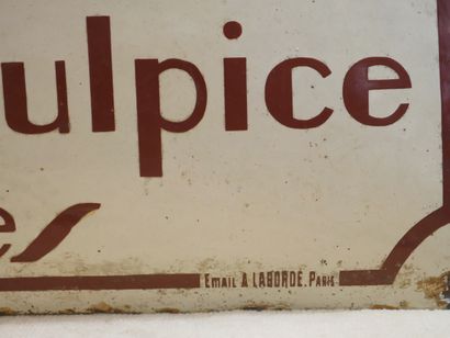 null Publicity plate in white and red enamelled sheet metal 

Studio in D. Charles,...