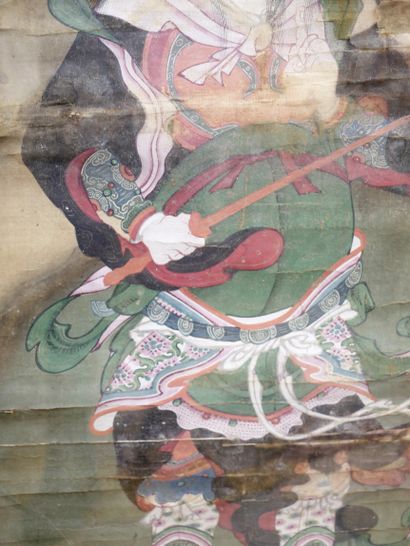 null CHINE, circa 1900. 

Deux peintures sur soie représentant deux divinités tenant...