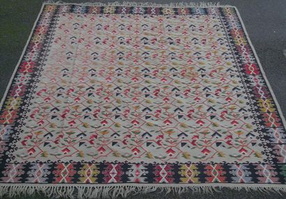null ANATOLIA. Beautiful and original Kilim carpet with flowers on a beige background.

297...