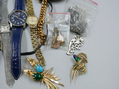 null Lot de montres et bijoux fantaisie dont LIP, SWATCH, SEIKO, montres vintage,...
