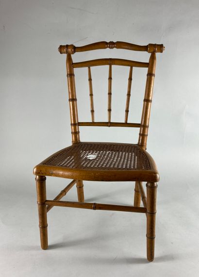 null Child's chair, cane seat damaged. 19th century H : 63cm