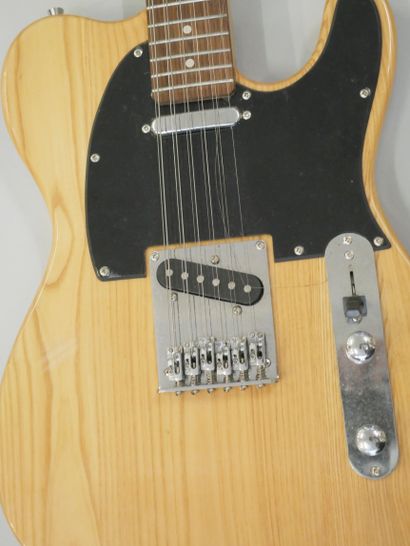 null Guitare électrique Solidbody 12 cordes de marque Gear 4 Music, finition Natural....