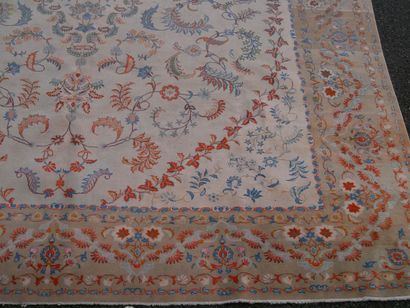 null SOUTH PERSIA, mid 20th century. Important Kirman carpet, with elegant flower...