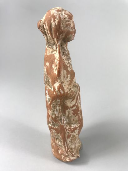 null Draped female statue in terracotta with engobe remains.

Greco-Roman period....