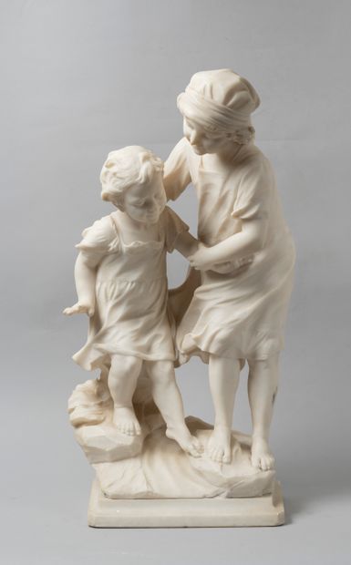 null French school circa 1900

Two sisters playing together

Proof in white marble....