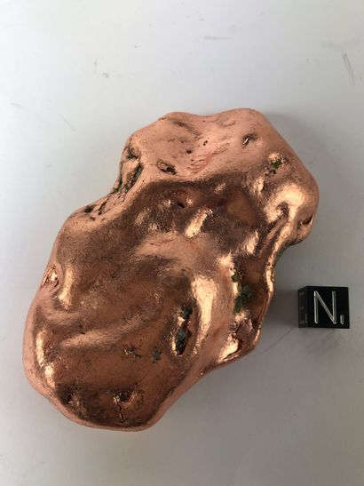 null Copper nugget from the native copper deposits of Michigan in the USA, more precisely...
