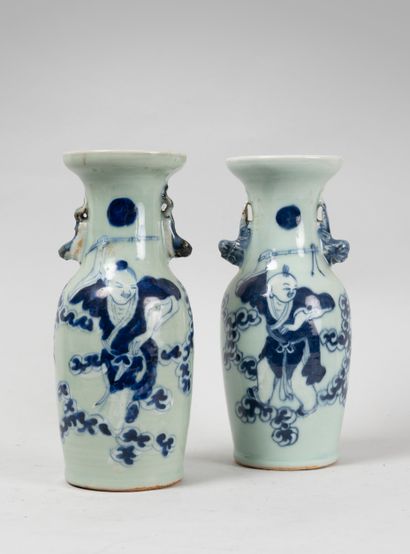 CHINA.

Pair of porcelain vases with blue...
