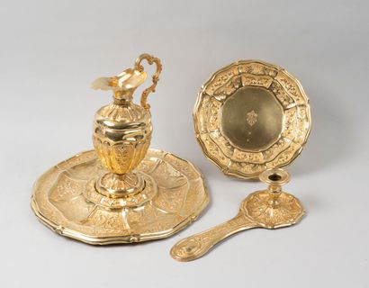 null 
Set of chapel having probably belonged to the pope PIE IX composed of a ewer...