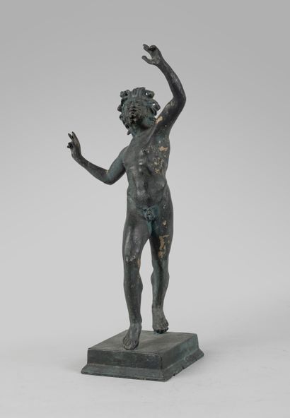 null Italian school of the 19th century

The faun

Proof after the antique. 

Height:...