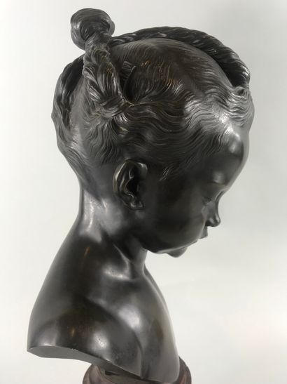null French school of the 19th century

Bust of a young girl with braids

Proof in...