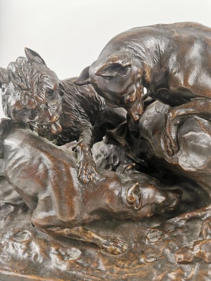 null Pierre-Jules MÈNE (1810-1879)

The dogs hunting

Proof in bronze with brown...