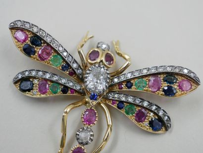 null Dragonfly brooch in 18k yellow gold and silver surmounted in its center by a...
