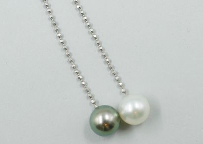 POIRAY. 

Long necklace in 18k white gold...