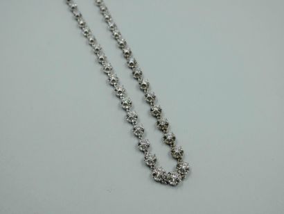 null River necklace in 18k white gold with approximately 8cts of diamonds in total...