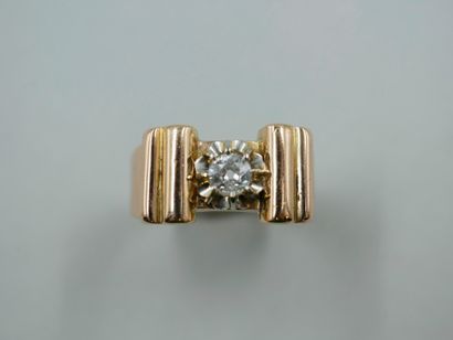 Tank ring in 18k yellow gold with a 0.30ct...