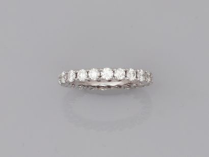 American wedding band in 18k white gold with...