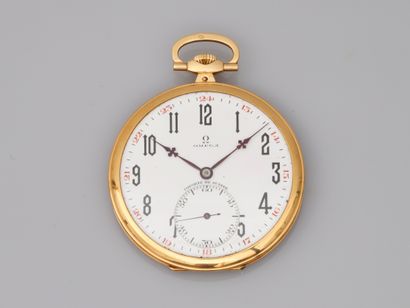 null OMEGA.

Pocket watch in 18k yellow gold. Round case, ivory dial with Arabic...
