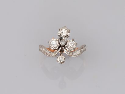 Clover ring in 18k yellow and white gold...