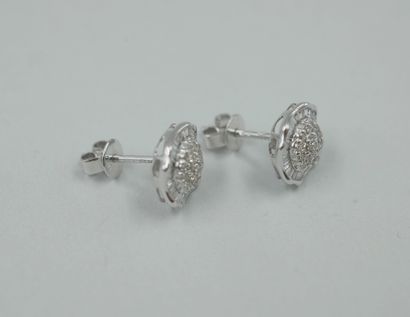 null Pair of octagonal earrings in 18k white gold with a pavement of small diamonds...