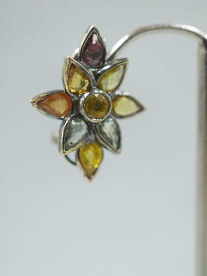 null Pair of 18k white gold flower earrings set with multicolored sapphires. 

PB...