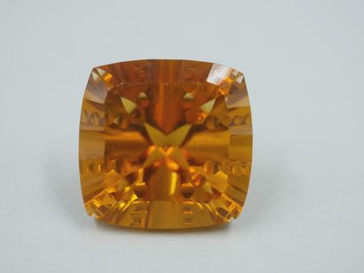 null Citrine of 30cts approximately.

Indian certificate AGL.