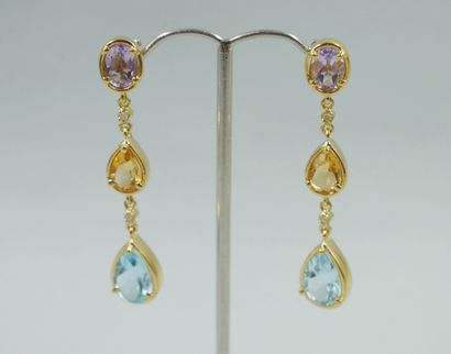Pair of 9k yellow gold and vermeil earrings...