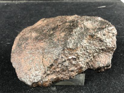  Météorite, Chondrite NWA. 
Météorite : Chondrite découverte dans le Nord-Ouest Africain...