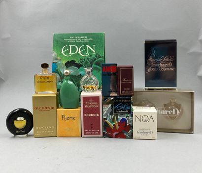 null Lot of three boxes including a box of 6 samples including Armani, Cacharel,...