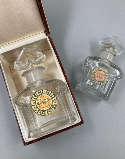 null GUERLAIN " Mitsouko " and " L'Heure Bleue

Lot of two bottles titled and stamped...