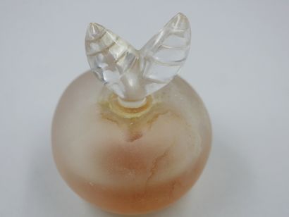 null NINA RICCI " Fille d'Eve " (Daughter of Eve)

Bottle in satin-finished crystal...