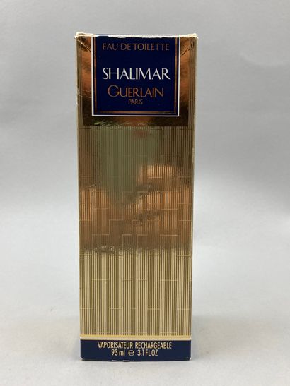 null GUERLAIN "Shalimar

Spray bottle in gold metal with its glass refill, eau de...