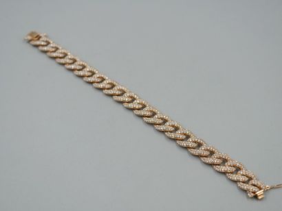 null Bracelet gourmette in 18k yellow gold entirely set with diamonds on one side...