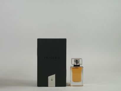 null THIERRY MUGLER " Les Exceptions Chyprissime

Bottle of eau de parfum containing...
