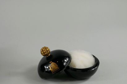 null LANVIN

Powder box model ball in black glass. Stopper of raspberry shape, gilded....