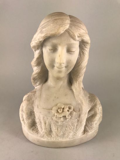 null LEBRUN (XIX-XXè siècle). 

Sculpture en marbre blanc représentant un buste de...