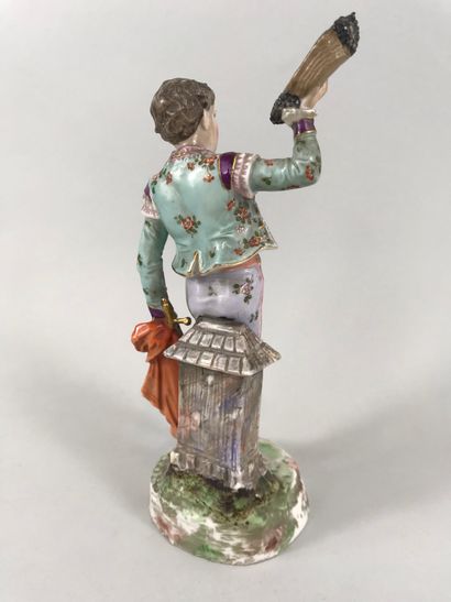 null BERLIN, 19th century 

Toreador lifting his hat 

Polychrome porcelain with...