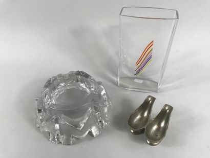 null BACCARAT 

Ashtray in molded crystal partly frosted. Advertising model for Martell...