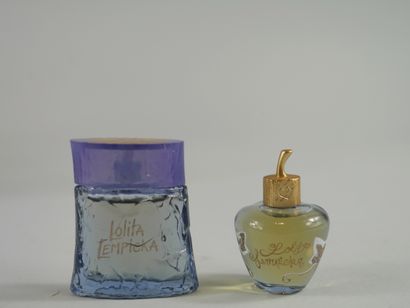 null LOLITA LEMPICKA

A set including a spray bottle of eau de parfum " Si Lolita...