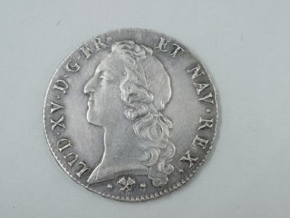 null LOUIS XV (1715-1774). Ecu au bandeau (2), Bayonne 1764, Lyon 1756 (Dr. 747)....