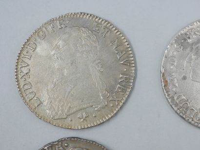 null LOUIS XV (1715-1774). Ecu with headband, Bayonne 1766 (Dr. 747). LOUIS XVI (1774-1792)....