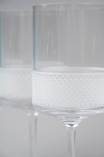 null TIFFANY'S Co

Ensemble composé d'une carafe et quatre verres sur pied en verre...