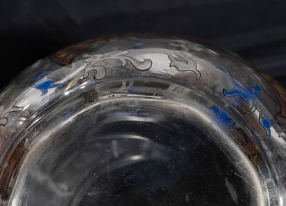 null Emile GALLE (1846-1904), Cristallerie Gallé

Ball vase with hemmed neck in transparent...