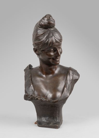 null Georges VAN DER STRAETEN (1856-1928)

Buste de femme à la coiffe relevée

Épreuve...