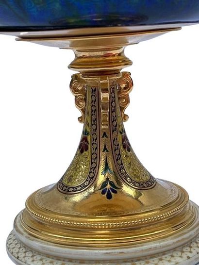 null Gilt bronze and cloisonné enamel bowl on pedestal, the body enamelled with green,...