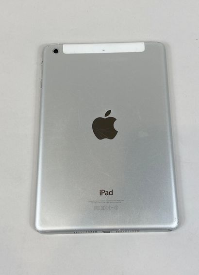 null Apple iPad Mini 2 16GB WiFi + Cellular SILVER.

3828853

Non testé