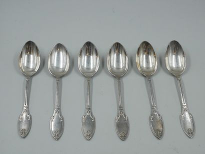 null Six spoons in silver plated metal model filet foliage decorated with palmettes....