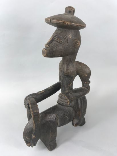 null Statuette figurant un cavalier de type Senoufo, Côte d’Ivoire

Bois à patine...