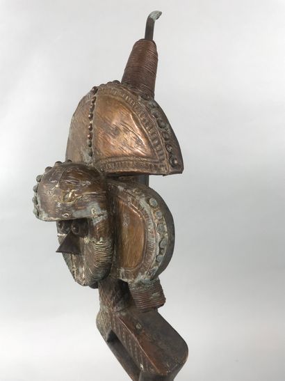 null Kota type object, Gabon

Wood, metal

Height 54 cm high.